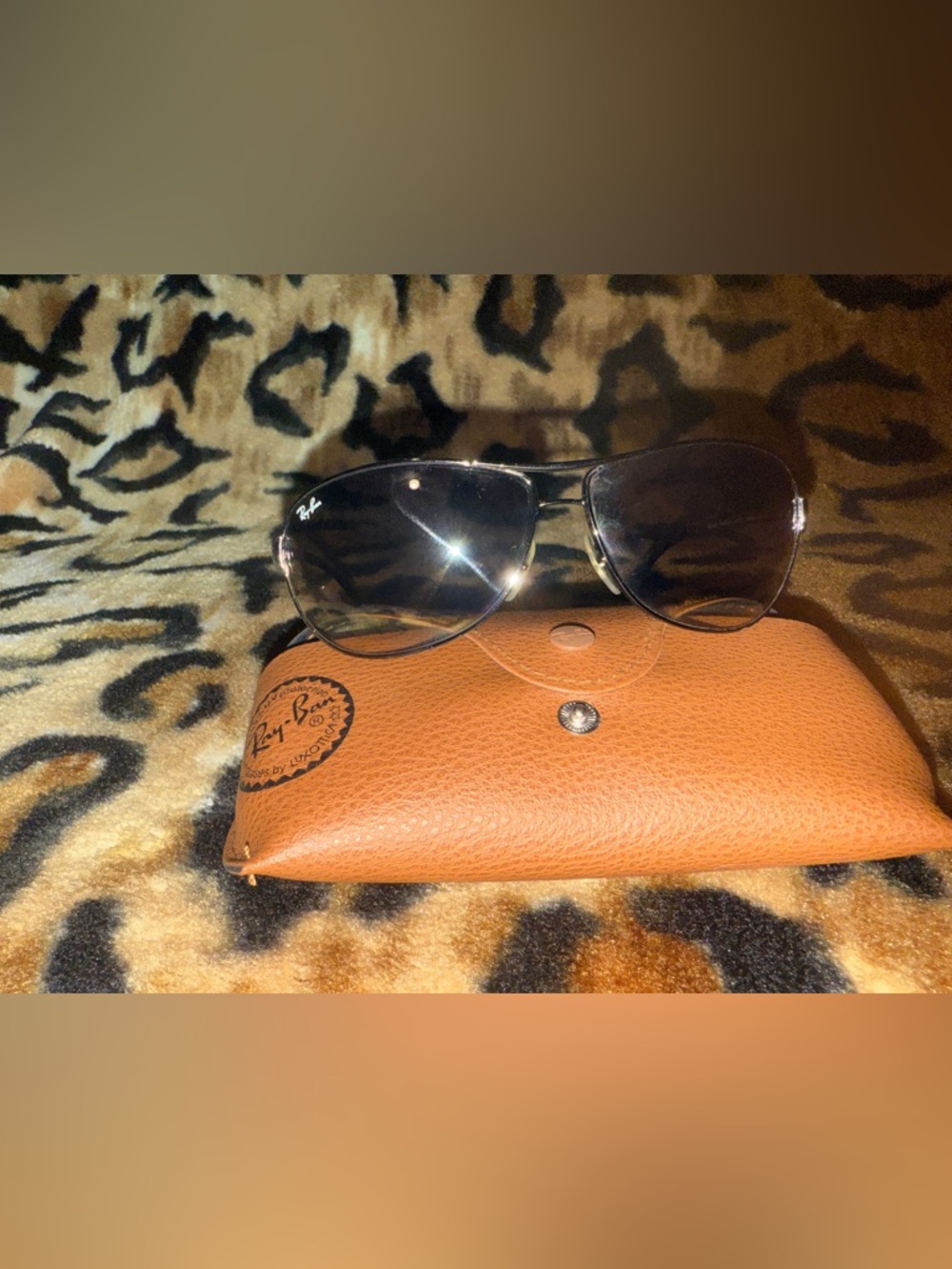 Ray-Ban Black Aviator Sunglasses